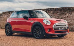 Mini Cooper SE Level 3 2020 года (UK)